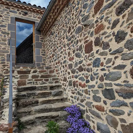 Сasa de vacaciones L'etable - Le Hameau Des Volcans, Maison De Luxe & Confort Saint-Just-pres-Brioude