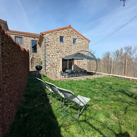 Сasa de vacaciones L'etable - Le Hameau Des Volcans, Maison De Luxe & Confort *